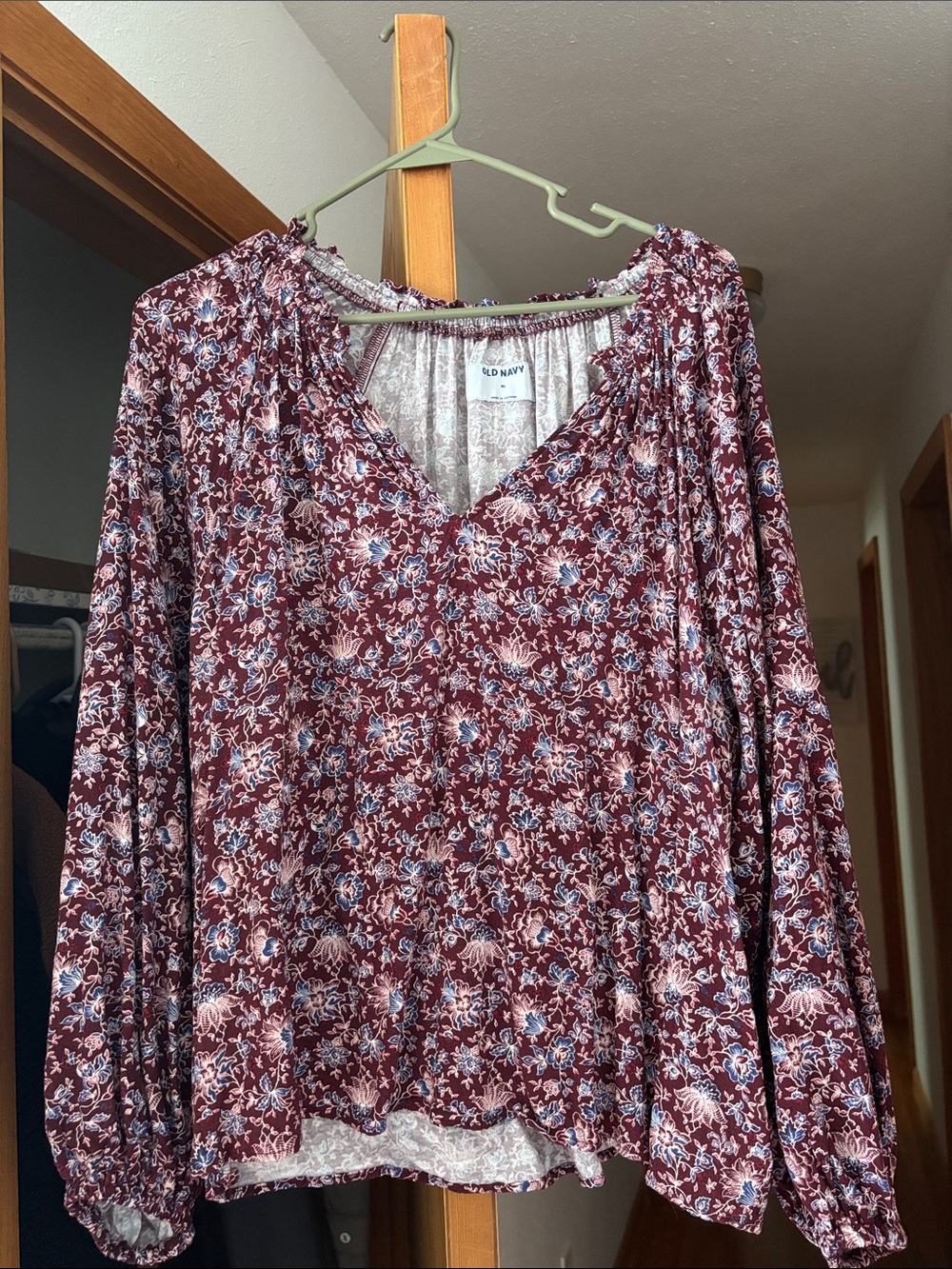 Old Navy Burgundy Floral V-Neck Long-Sleeve Blouse